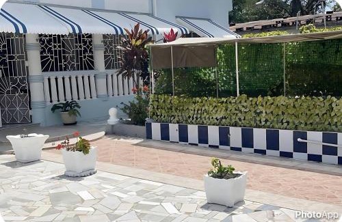 May Pen House | Welcoming Ambiance Retreat with Eco-Friendly Amenities