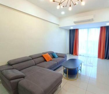 Sitiawan Apartment | Relax at Joyful Sitiawan Skygarden with Oceanfront Pool