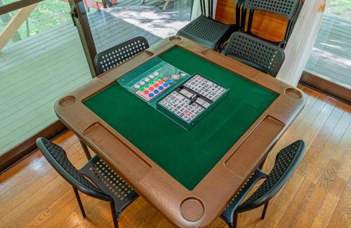 Tsumagoi House | Moonlight Hotel: Family-Friendly with Breakfast & Kitchen