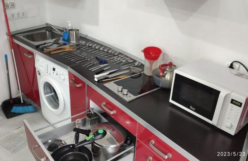 Camas Apartment | Pet-Friendly Retreat Just 10 Mins from Sevilla