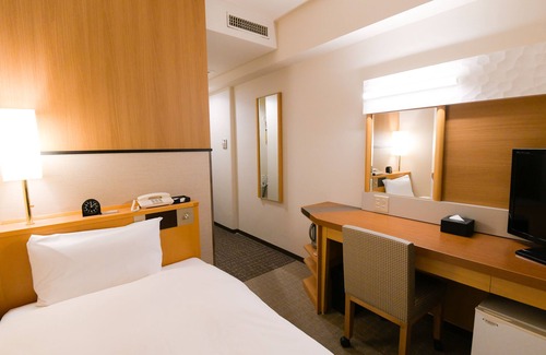 Igidani Onsen Hotel | Discover JR Clement Inn Himeji: Family-Friendly Comfort