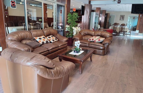 Camiri Hotel | JR HOTEL