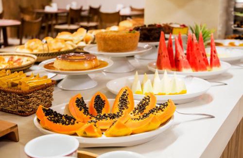 Presidente Prudente Hotel | Experience JR Hotel: 4-Star Getaway with Pool & Breakfast