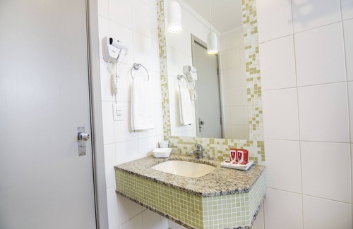 Presidente Prudente Hotel | JR Hotel: Guest Rated 9/10 with Pool and Breakfast Options