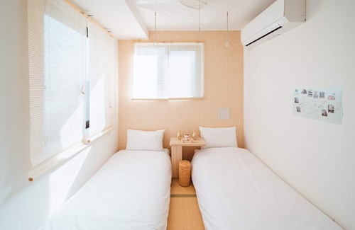 Higashinippori Hotel | Family-Friendly JR53 with Free WiFi for Your Stay