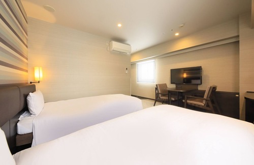 Kanazawa Hotel | Modern Comfort at JR WEST GROUP VIA INN KANAZAWA