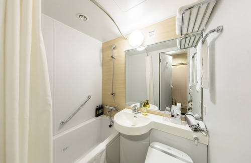 Shinmachi Hotel | Eco-Friendly Comfort at JR WEST GROUP VIA INN Shinsaibashi