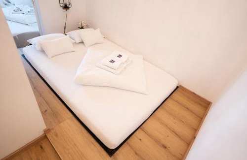 Jakomini Apartment | Family-Friendly JS Design Apartment with High Guest Ratings