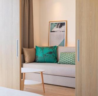Portocolom Hotel | Discover JS Portocolom Suites: Oceanfront Bliss Awaiting