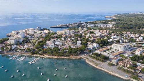 Portocolom Hotel | Discover JS Portocolom Suites: Oceanfront Bliss Awaiting