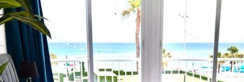 Benidorm Apartment | JSH Studio Benidorm Primera Linea