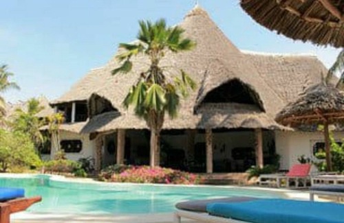 Watamu Villa | Discover Jua Villa: Family-Friendly Retreat with Pool