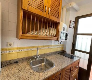 Dona Mencia House | Juanita La Larga