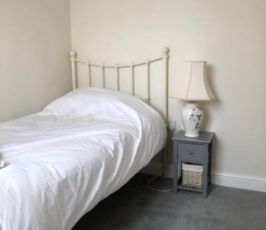Oakham House | Discover Jubilee House: Family-Friendly Getaway Awaits