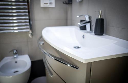 Monterotondo Apartment | Jubilee Mini Loft near Rome & Free Wi-Fi