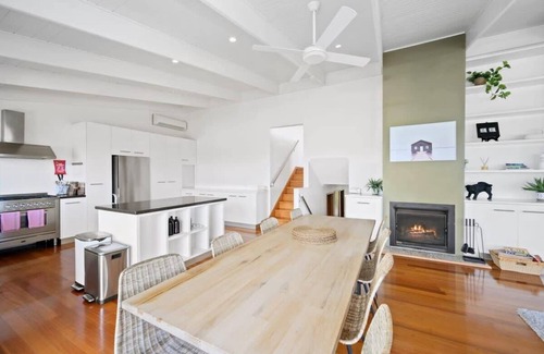 Jan Juc House | Juc Haven: Oceanfront Retreat with Pet-Friendly Amenities