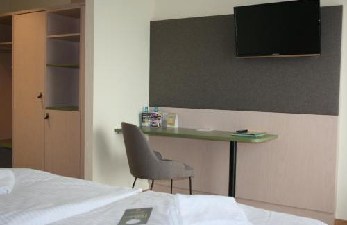 Juelich Hotel | Discover JUFA Hotel in Brückenkopfpark - Family-Friendly Stay