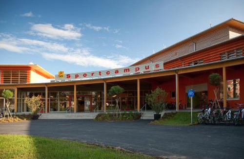 Leibnitz Hotel | Pet-Friendly JUFA Hotel Leibnitz with Pool and Spa Access