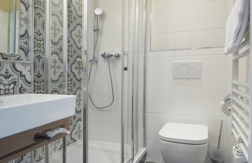 Nonntal Hotel | Discover JUFA Hotel Salzburg: Family-Friendly & Accessible Stay