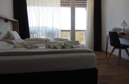 Tauplitz Hotel | Experience the Best at REISCHL's Sport and Wanderhotel