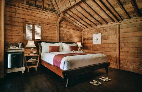 Penida Island Hotel | Cozy Jukung Cottage with Oceanfront Views and Pool