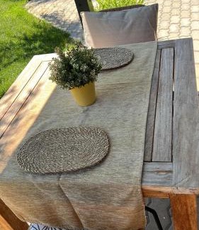Cuarte de Huerva Apartment | Discover Julia’s Garden: Family-Friendly with Pool Access