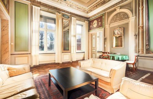 Emkendorf House | Family-Friendly Julia-Suite Emkendorf with Top Ratings