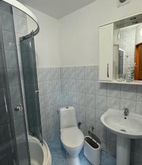 Dragobrat Hotel | Discover Julia: Pet-Friendly Retreat with Exceptional Ratings