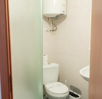 Dragobrat Hotel | Discover Julia: Pet-Friendly Retreat with Exceptional Ratings