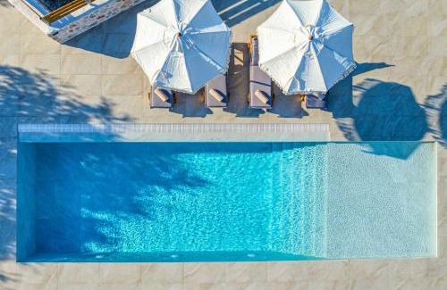 Neromilos Apartment | Julian Private Stone Villa with Sea View