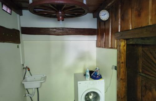 Vinica House | Exceptional Juliana House - Child Friendly & Guest Rated 9.7