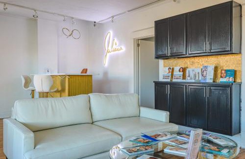 Winchester Apartment | Juliana Spa Suite - Entire Main Apartment