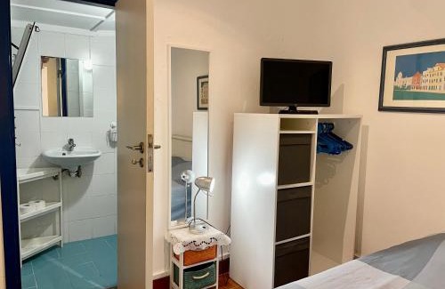 Carcavelos Apartment | Welcoming Julias Pateo: Family-Friendly Getaway Awaits