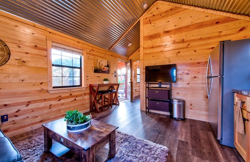 Austin Cabin | Unforgettable Ocean View Retreat at Julie's Cabins
