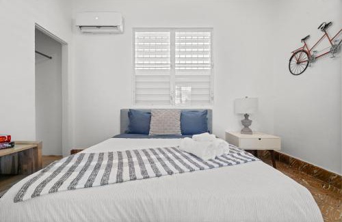 Sagrado Corazon Apartment | Juliet House San Juan by PH