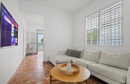 Sagrado Corazon Apartment | Juliet House San Juan by PH