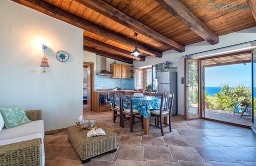 Alghero Cottage | Juliette Cottage: Breathtaking Ocean Views Await You