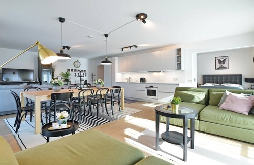 Roßau Apartment | JULIUS 24 - Cozy Duplex Apartment Near City Center