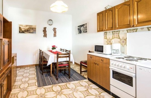 Donji Kraj Apartment | Pet-Friendly Julka by Interhome with Ocean View & Spa