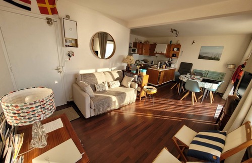Jullouville Apartment | Experience JULLOUVILLE GRANVILLE: Oceanfront with Pool & Spa