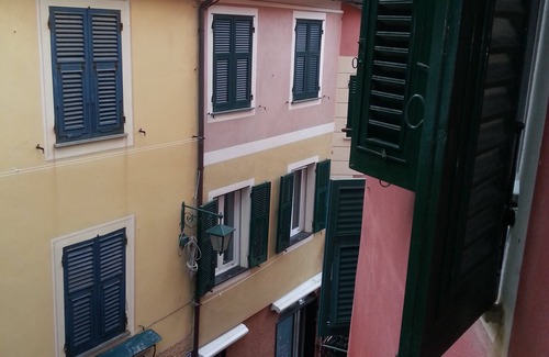 Portofino Apartment | Bright One-Bedroom Apartment in Portofino's Piazzetta
