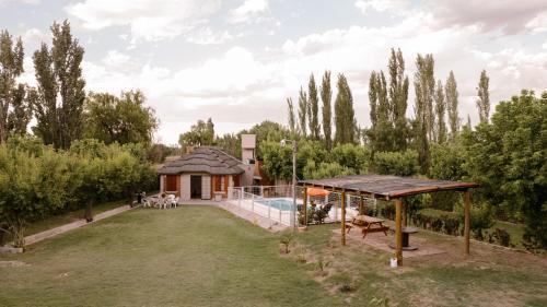 Rama Caida Cabin | Experience Jumani Cabañas: Rated 10/10 with Pool & Kitchen