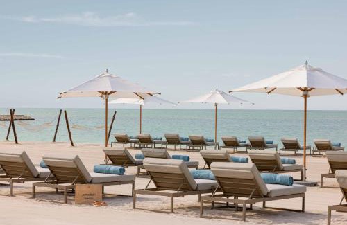 Jannusan Resort | Elegant Jumeirah Gulf of Bahrain with Oceanfront Relaxation