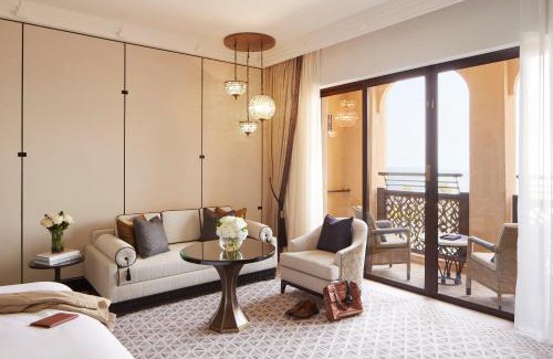Al Sufouh 1 Resort | Indulge at Jumeirah Mina Al Salam Dubai - 5-Star Luxury Awaits