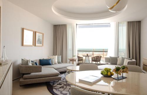 Abu Dhabi Resort | Experience Elegance at Jumeirah Saadiyat Island Abu Dhabi
