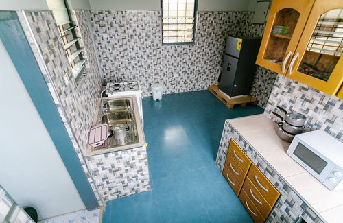 Koforidua Apartment | Serene Stays at Jumik Homes: Family-Friendly Retreat