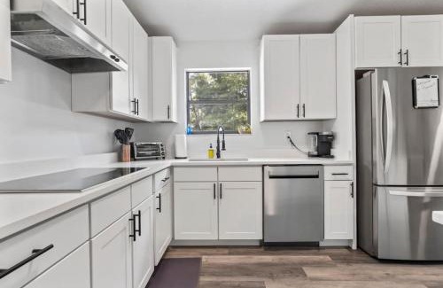 St. Augustine House | Discover Fun at Jump Right IN: Pet-Friendly Pool Retreat