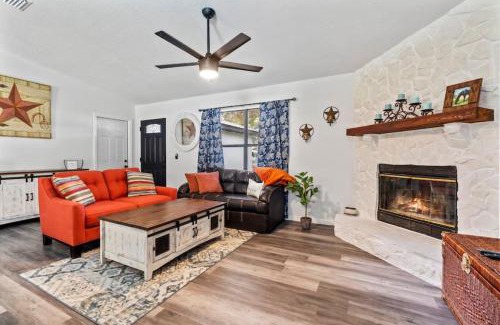 St. Augustine House | Discover Fun at Jump Right IN: Pet-Friendly Pool Retreat