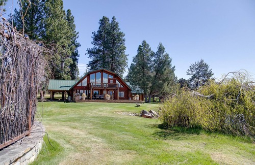 Sisters House | Jumping Juniper Ranch: Private Pool, Sauna & Mountain Views