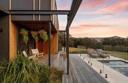 Kangaroo Valley House | Escape to Jumulu Lodge: A Unique 4-Star Experience